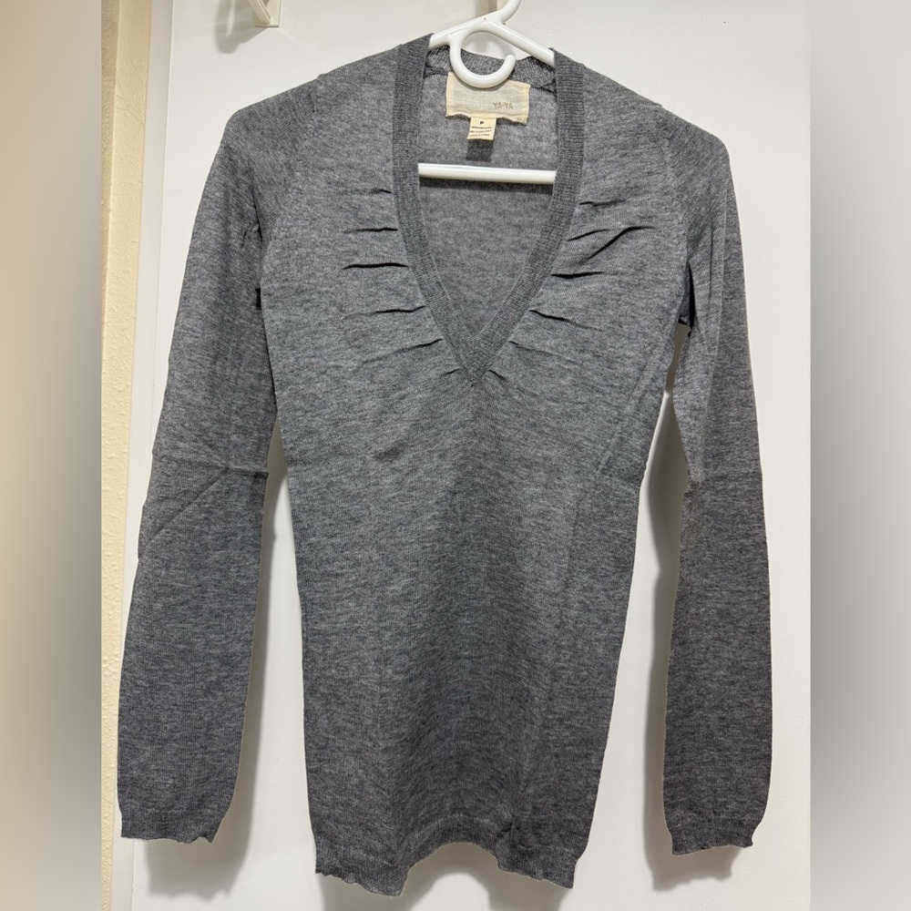 Ya-Ya Cashmere V Neck Sweater Grey Size P